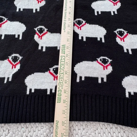 POL Black and White Sheep Pattern Sweater - Picture 5 of 6